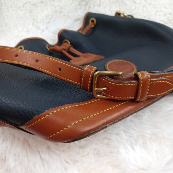 VTG Dooney & Bourke Navy and Brown Purse - Picture 11 of 16
